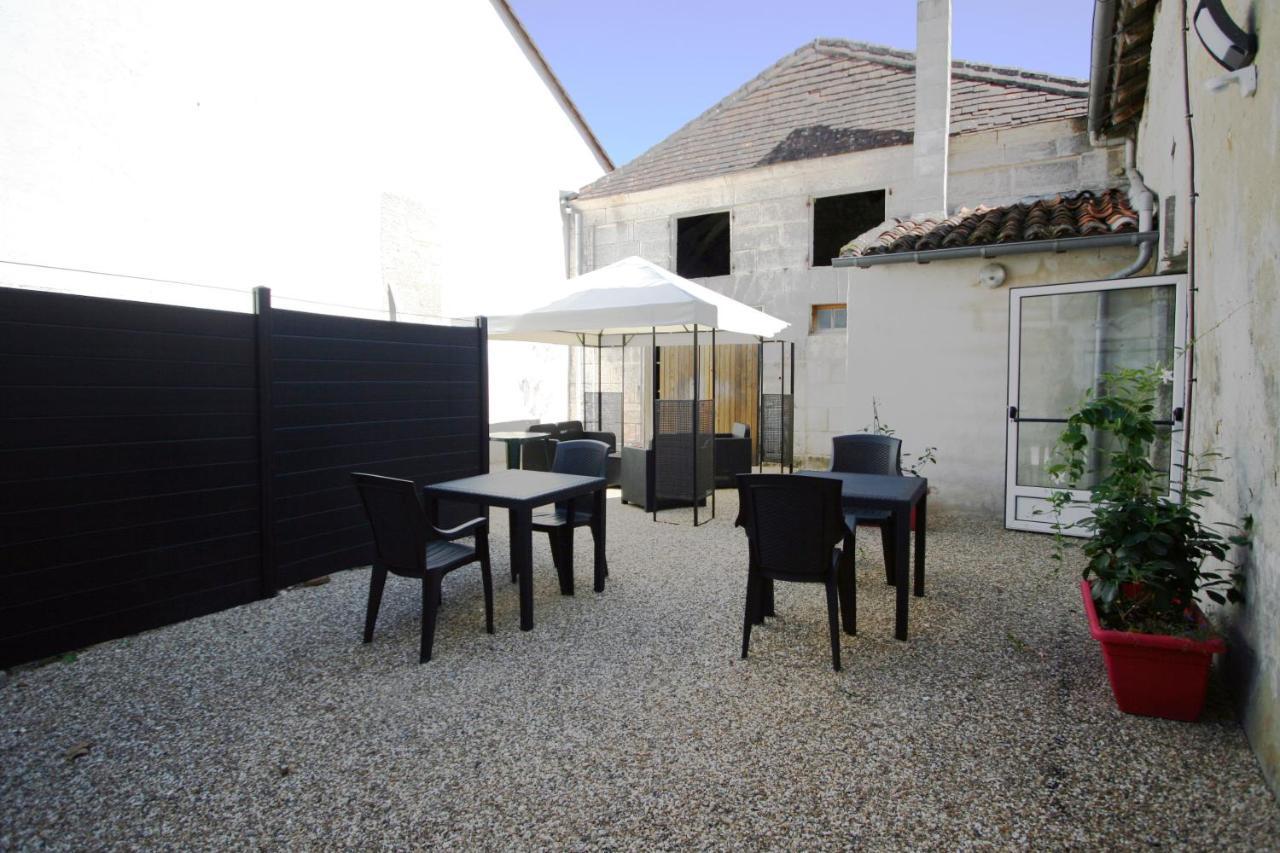 La Fin De La Faim Bed and Breakfast La Tour-Blanche Exteriör bild